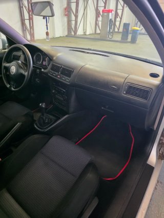 Volkswagen Golf 2003
