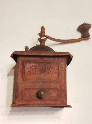 Molinillo de café antiguo ELMA