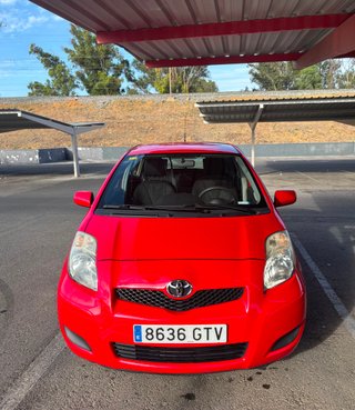 Toyota Yaris 1.0 (69CV) | Carplay + Cámara trasera