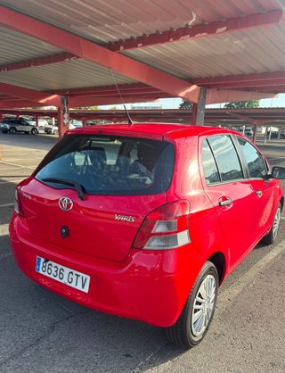 Toyota Yaris 1.0 (69CV) | Carplay + Cámara trasera