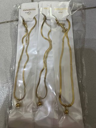 Collana in acciaio inossidabile dorata