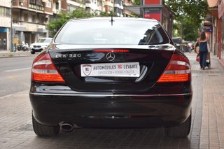Mercedes-Benz  CLK 2004