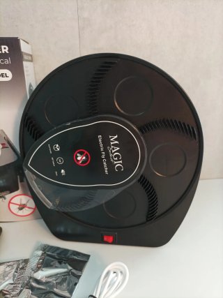 Atrapa Moscas Eléctrico Giratorio 360° a Batería