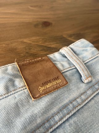 Shorts Stradivarius Tiro Alto Talla 28