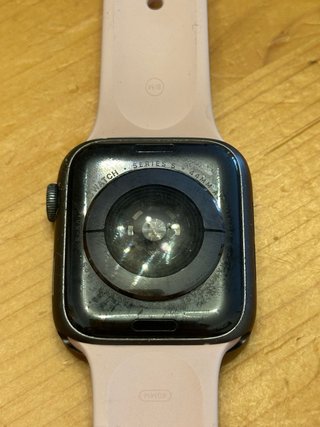 Apple Watch Series 5 44mm GPS · cinturino originale