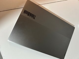 Lenovo ThinkBook SSD 256GB 24GB RAM + Office