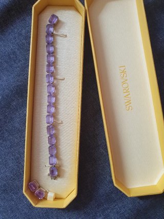 Pulsera Swarovski Milenia Oro y Morado