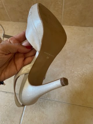 Zapatos de fiesta dorados/blancos talla 38