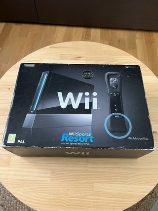 Consola Nintendo Wii Negra y Accesorios