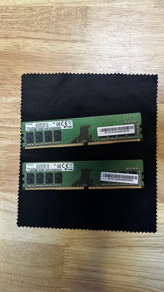 Samsung 8GB DDR4 PC4-2400T M378A1K43CB2-CRC