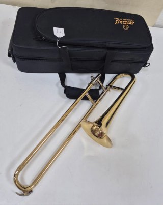 Trompeta de vara Sib con estuche