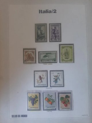 Collezione 800 francobolli del mondo