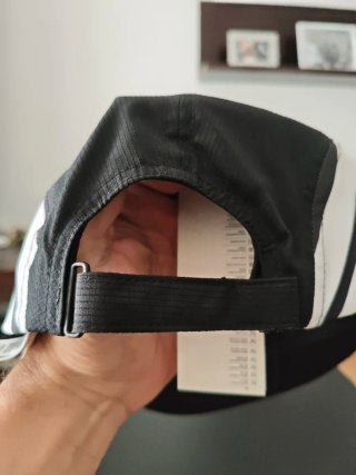 Gorra Adidas Negra