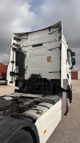 Camión T-Range 480 Internacional