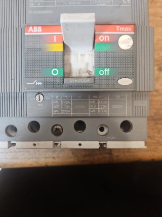 Interruptor ABB TMAX 200A