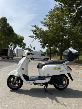 SYM Fiddle III 50cc Scooter Blanca