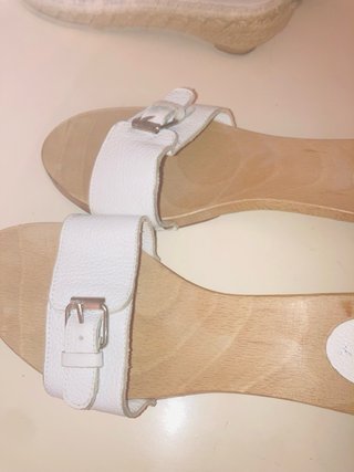 Sandalias Burberry Madera Piel Blancas