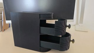 Mini cassettiera da scrivania nera e dorata