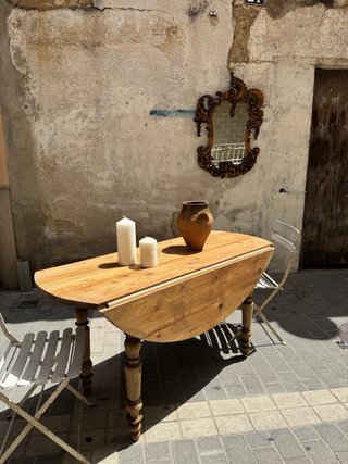 Mesa antigua ovalada francesa con alas