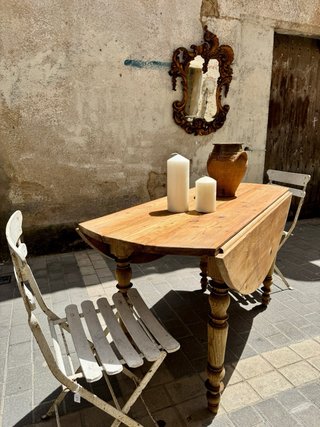 Mesa antigua ovalada francesa con alas
