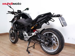 BMW F 900 R