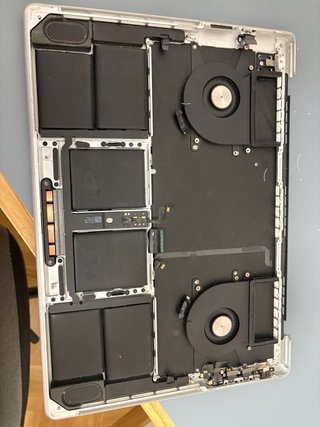 Ricambi per Macbook Pro 14 2442 M1