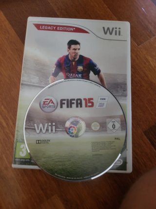 Mandos Wii + Nunchuk+5 juegos  Precio negociable