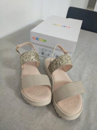 Sandalias Geox Coralie Talla 37 Doradas
