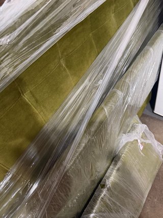 Cama tapizada con cabecero 250x200