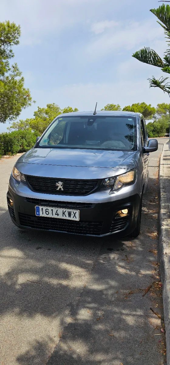 Peugeot Partner 2019 - foto 1