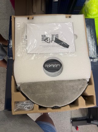 Robot aspirador Lubleulu B40