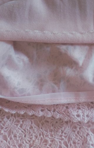 Top de ganchillo rosa