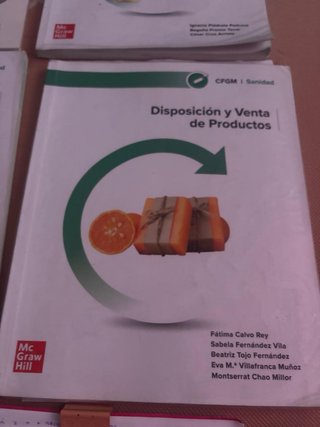 Libros 1° CFGM Farmacia y parafarmacia