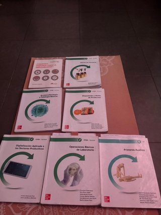 Libros 1° CFGM Farmacia y parafarmacia
