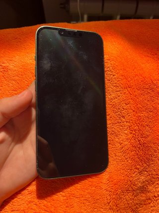 iPhone 13 + 4 custodie