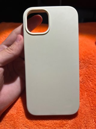 iPhone 13 + 4 custodie
