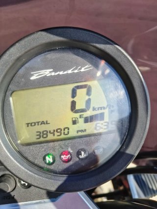 Suzuki Bandit GSF650 A2