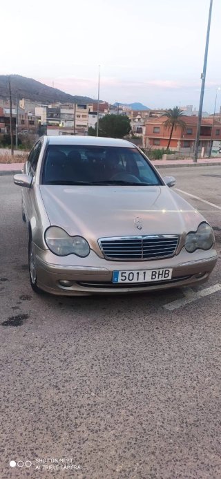 Mercedes-Benz C 220 2001