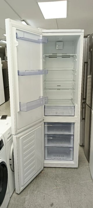 NEVERA COMBI BEKO NO FROST ENERGÍA A+