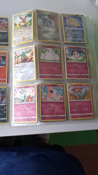 Cartas Pokémon + 3 Álbumes Total de cartas 1282