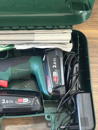 Bosch taladro/atornillador a batería UniversalDrill 18V