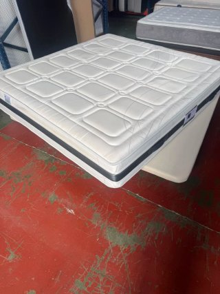 Colchón + Base