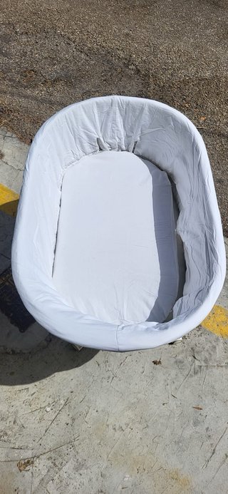 Cesta mimbre blanco para bebé