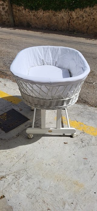 Cesta mimbre blanco para bebé