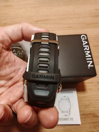 Garmin Forerunner 970 Zafiro Titanio