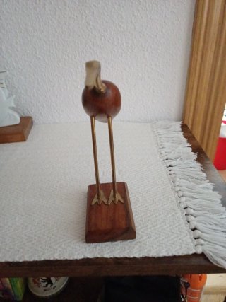 Coleccion Figura pez porcelana base madera y ave