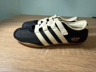 Zapatillas Adidas Tokyo MJ Beige/Negro