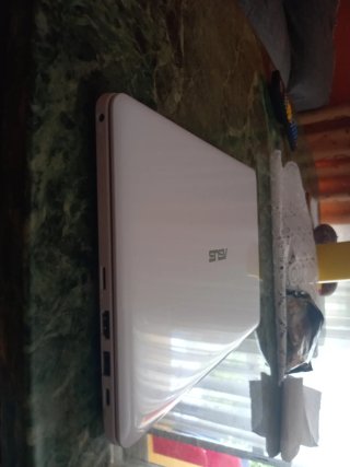 Portátil ASUS Blanco