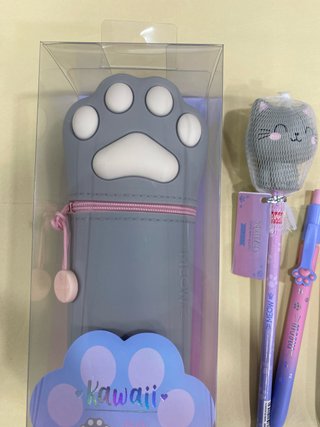 Astuccio kawaii + 4 penne e matita