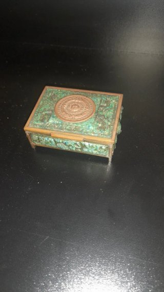 Scatola ottone e mosaico pietre dure messicana